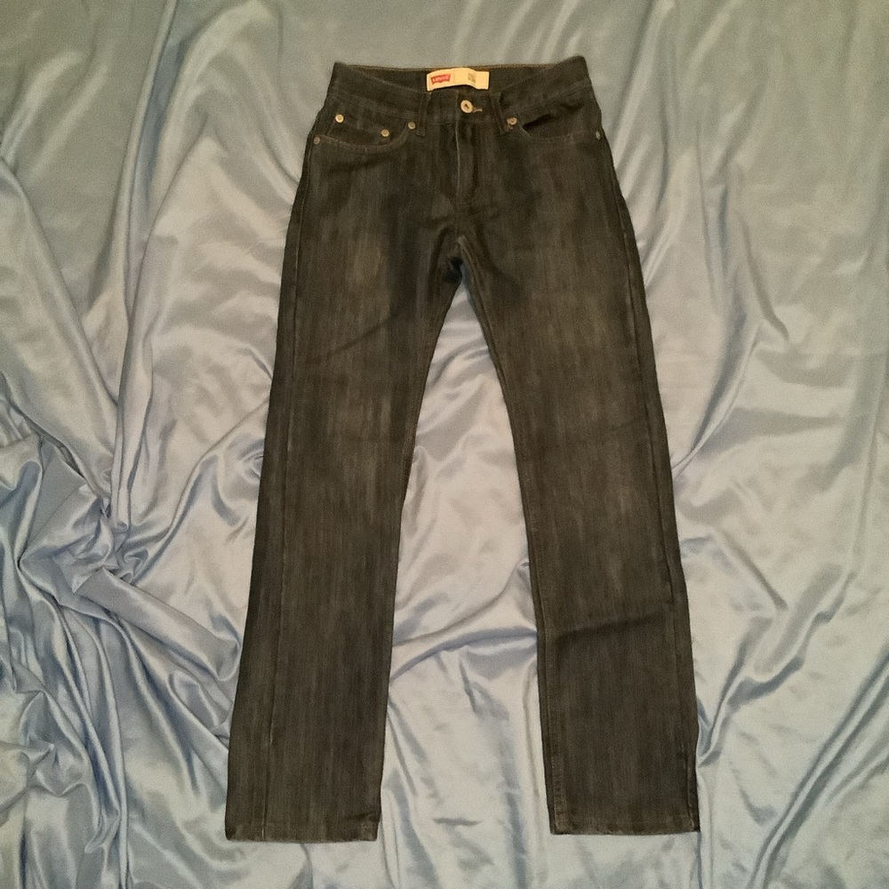 Boys Levi’s Jeans - Picture 2 of 4